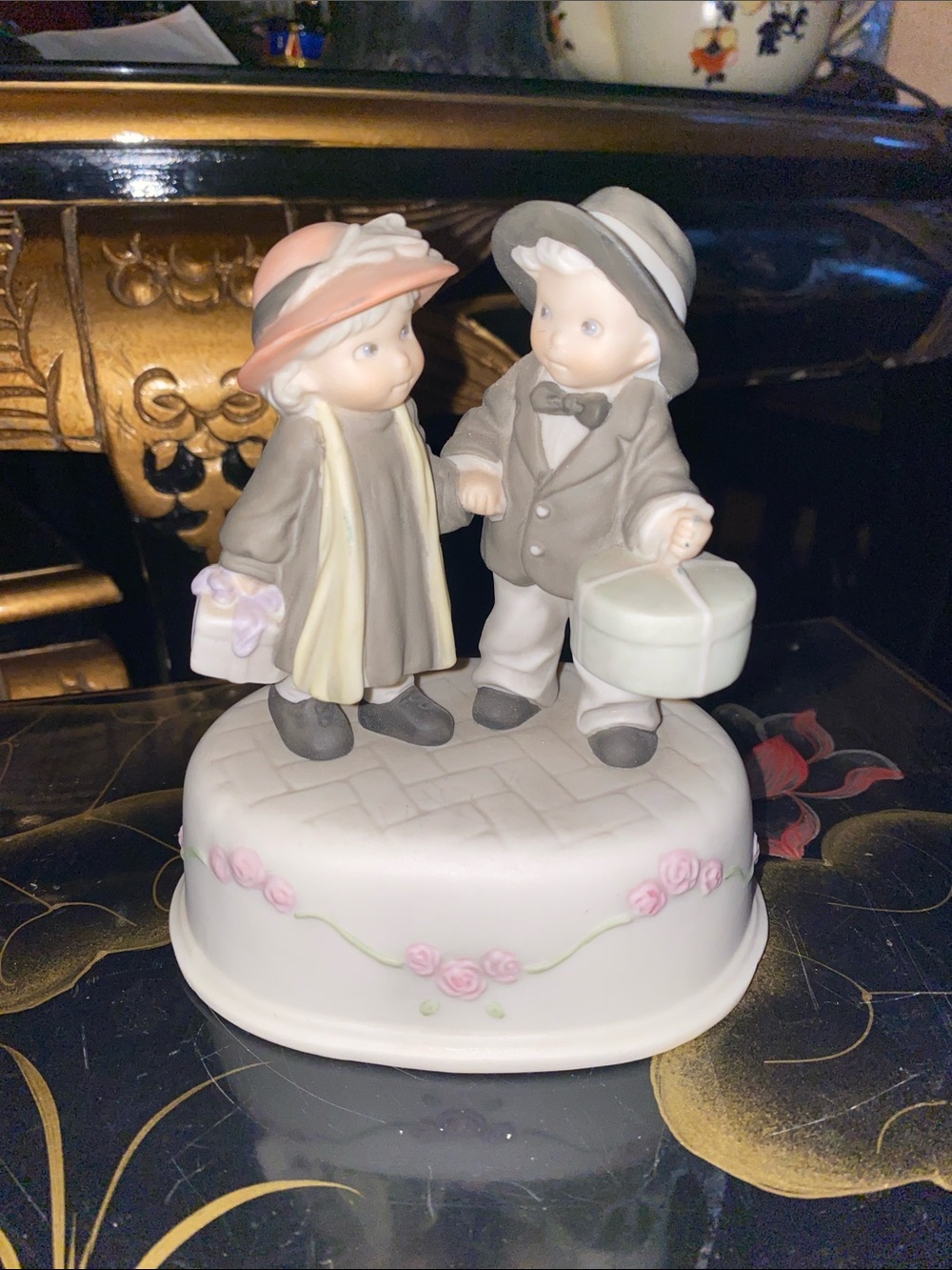 Vintage 1997 Enesco Kim Anderson Music Box Porcelain Couple Figurine